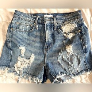 Size 00/24 Good American 90’s denim shorts